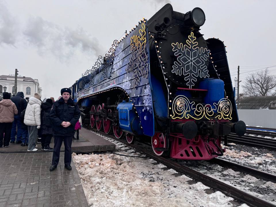 Волшебный «Поезд Деда Мороза» прибыл в Тамбов Волшебный «Поезд Деда Мороза» прибыл в Тамбов
