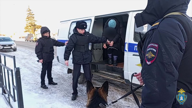 В Тамбовской области задержали женщину, напавшую на банк В Тамбовской области задержали женщину, напавшую на банк