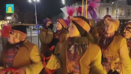 Главная новогодняя елка региона зажгла свои огни на центральной площади Тамбова