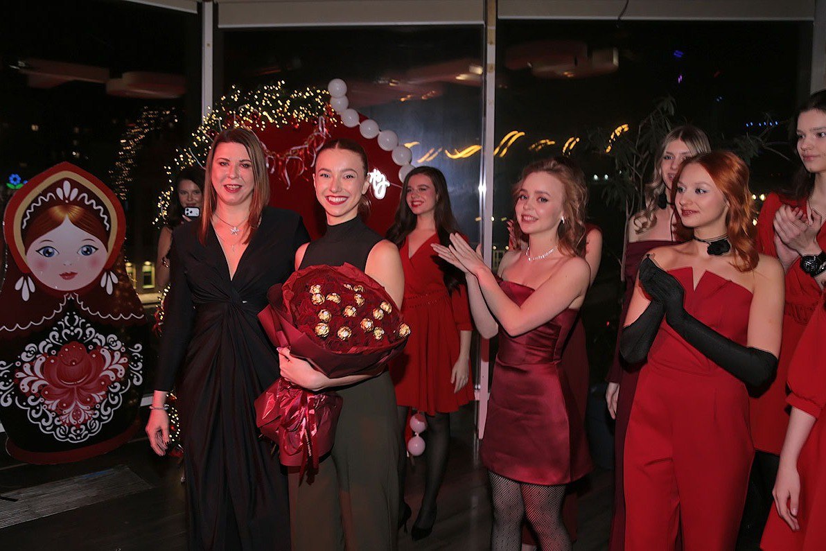 Дарья Никулина заставила трепетать сердца жюри и стала «Мисс талант-2026» Дарья Никулина заставила трепетать сердца жюри и стала «Мисс талант-2026»