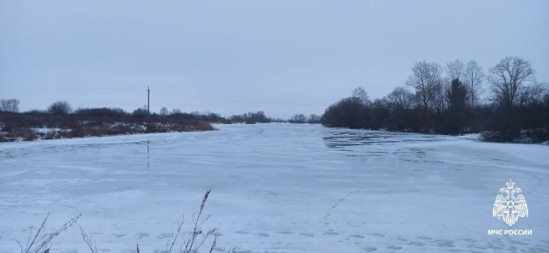 Житель Умётского округа утонул, провалившись под лёд реки Ворона