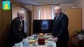 Сегодня в канун Нового года глава администрации Тамбова Максим Косенков и его заместители навестили тех, кто ковал Победу в самые трудные времена для нашей страны