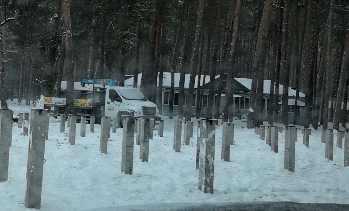 В детском оздоровительном лагере «Костер» города Котовска возводятся два современных всесезонных корпуса В детском оздоровительном лагере «Костер» города Котовска возводятся два современных всесезонных корпуса
