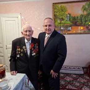 Максим Косенков: В канун Нового года поздравил ветерана Великой Отечественной войны, почётного гражданина Тамбова Серафима Васильевича Жмылёва