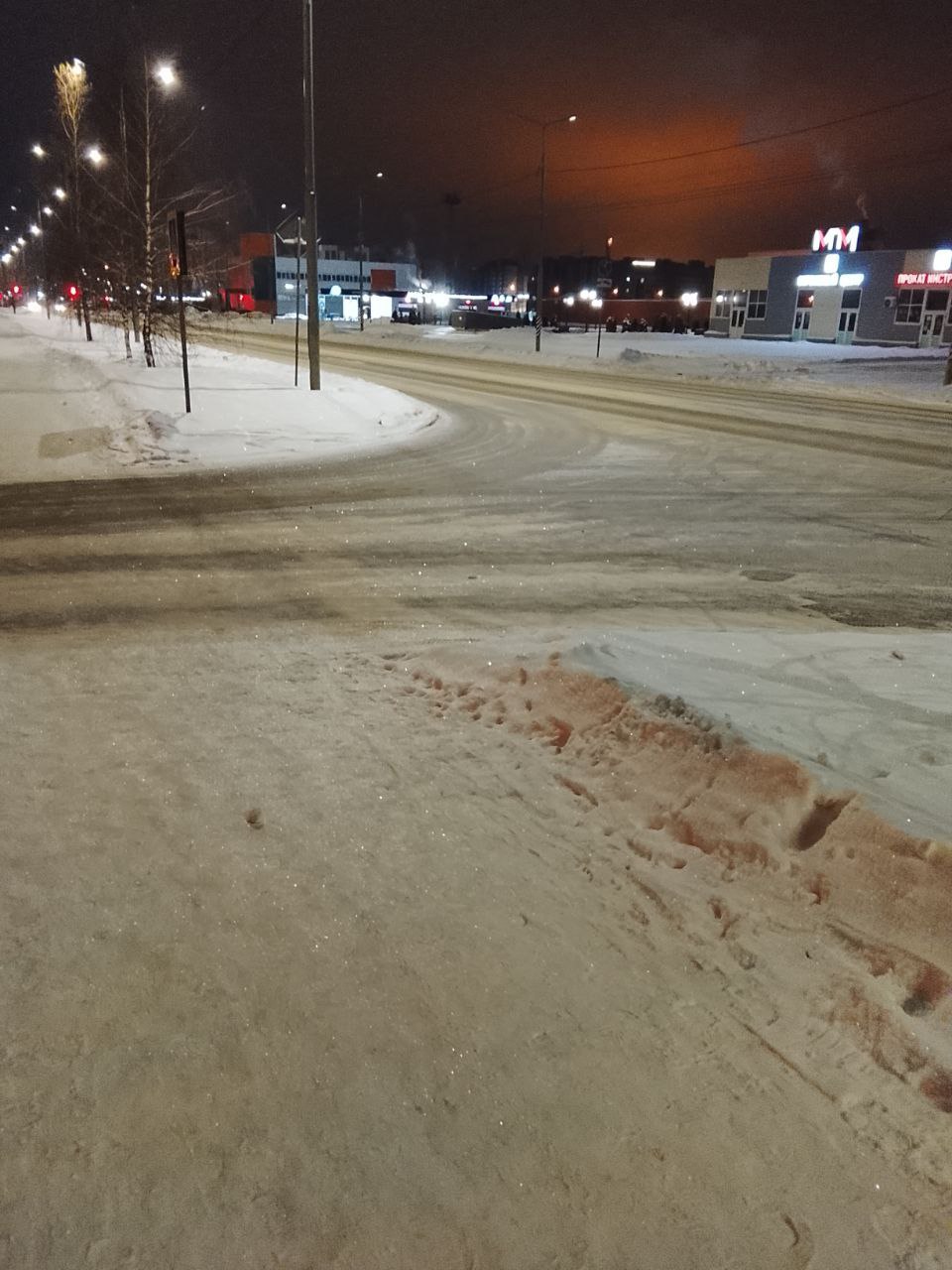 Тамбов освобождают от снега 70 единиц спецтехники