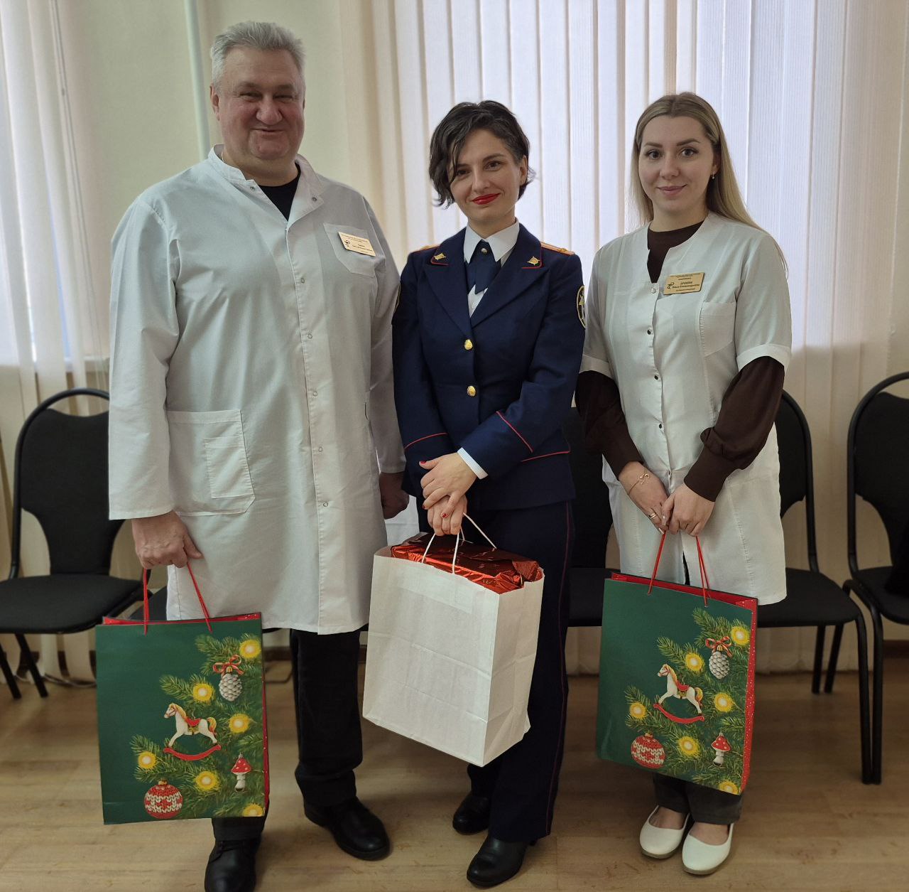 Сотрудники регионального следственного управления посетили госпиталь для ветеранов войн