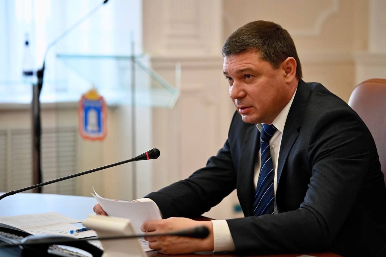 Губернатор Евгений Первышов принял участие в спецпроекте черноземного издания «Площадь»