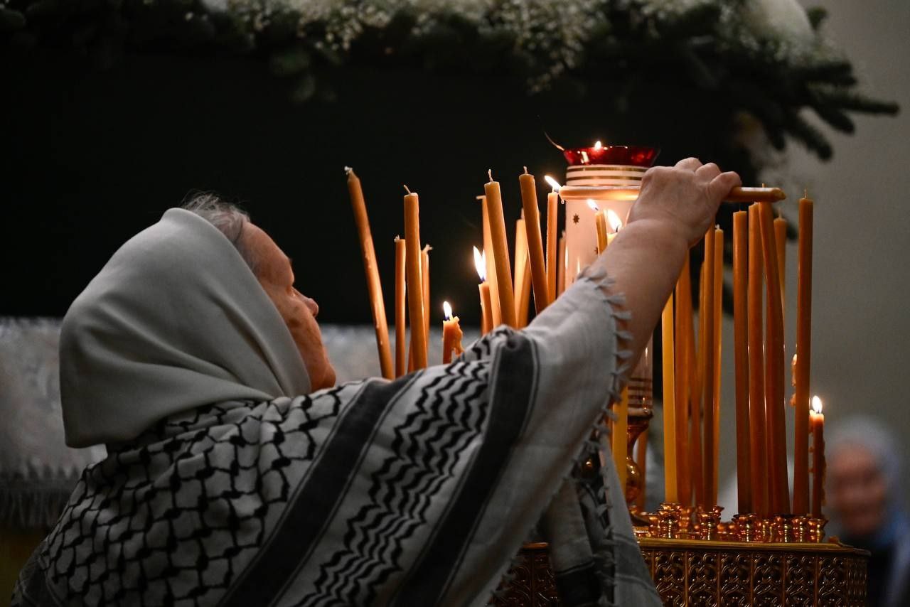 7 января православные верующие отмечают большой христианский праздник - Рождество Христово 7 января православные верующие отмечают большой христианский праздник - Рождество Христово