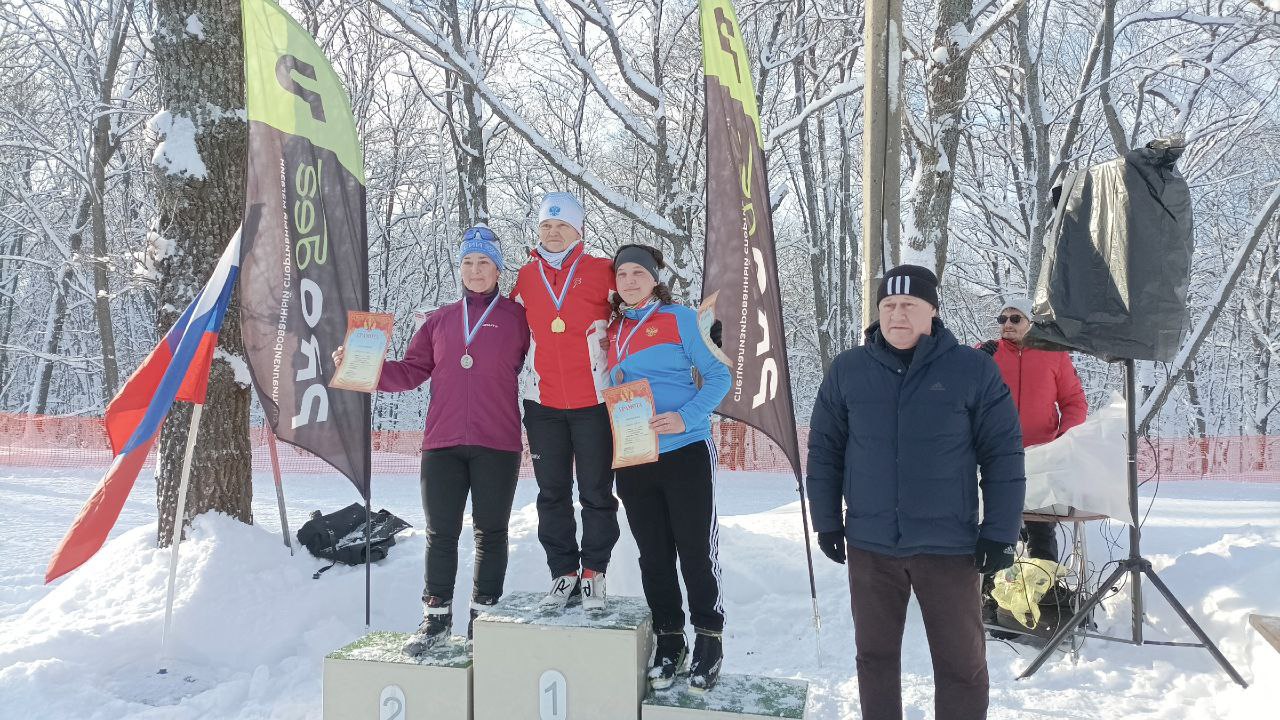 Более 100 лыжников Тамбовской области поучаствовали в рождественской лыжной гонке (6+) Более 100 лыжников Тамбовской области поучаствовали в рождественской лыжной гонке (6+)
