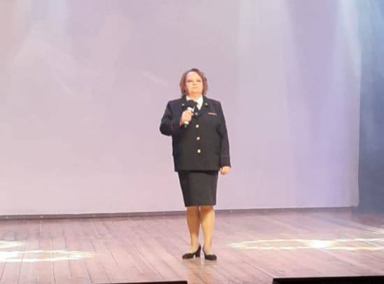 Папин баян: песни, определившие судьбу старшего лейтенанта полиции Елены Мордасовой Папин баян: песни, определившие судьбу старшего лейтенанта полиции Елены Мордасовой