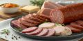 Невероятные колбасы: как выбрать самое полезное мясное лакомство