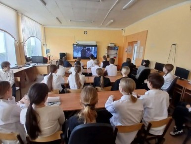 В школах Тамбова состоялись памятные мероприятия, посвящённые 82-й годовщине полного освобождения Ленинграда от фашистской блокады