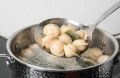 Как правильно сварить пельмени: секреты успешного приготовления