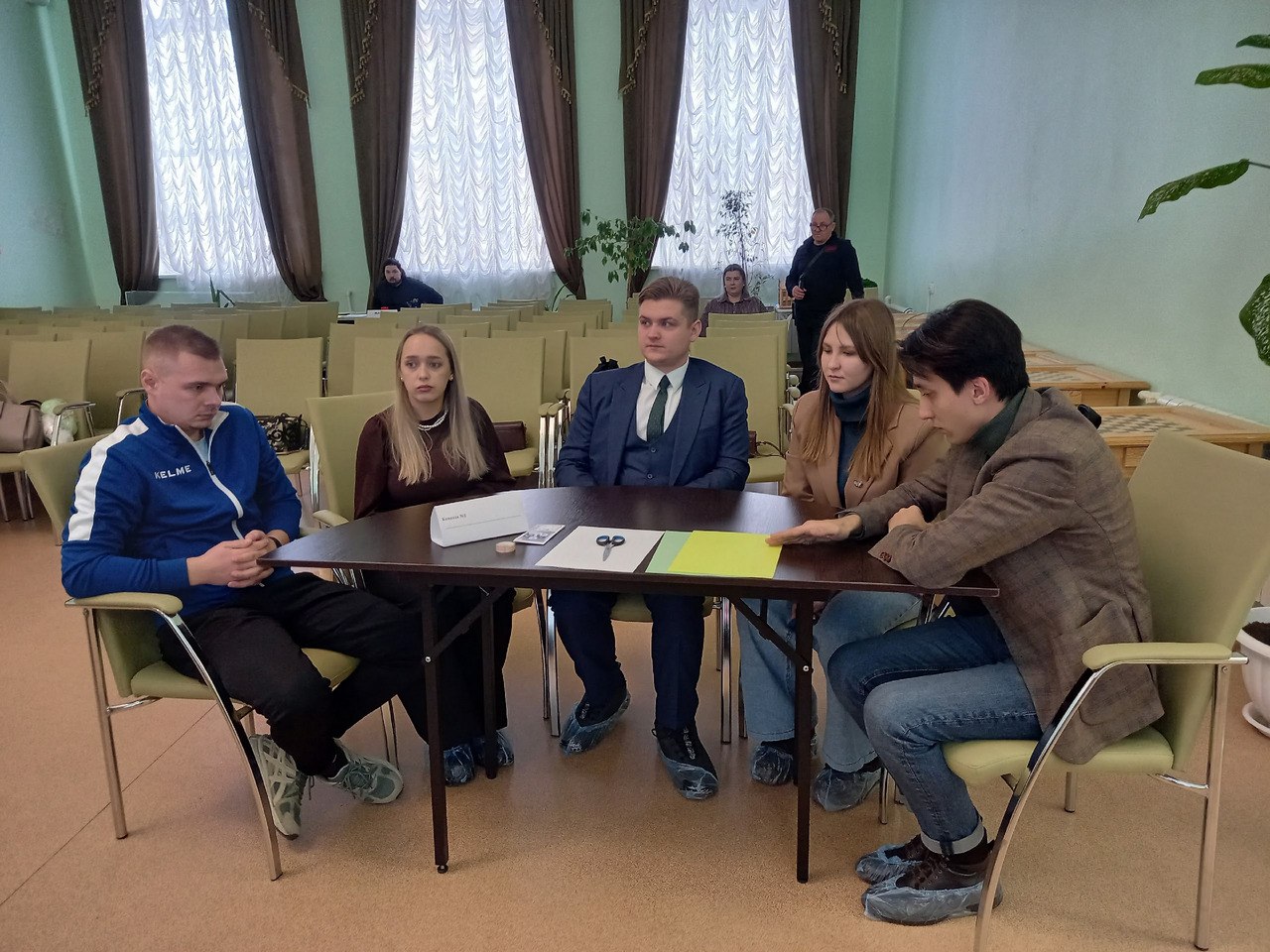 На базе детского технопарка «Кванториум-Тамбов» собрались учителя-предметники, педагоги дополнительного образования городских школ, чтобы принять участие в деловой игре На базе детского технопарка «Кванториум-Тамбов» собрались учителя-предметники, педагоги дополнительного образования городских школ, чтобы принять участие в деловой игре