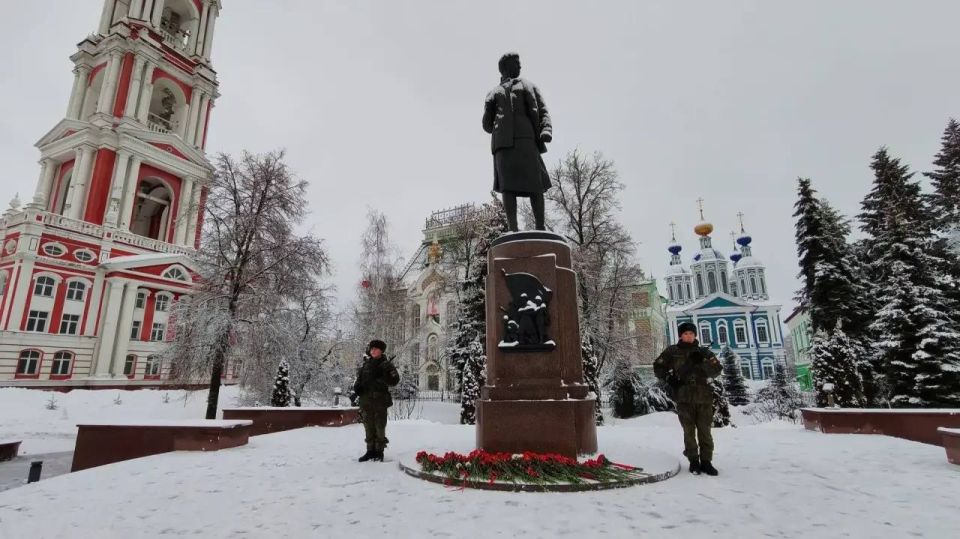 Максим Косенков: 16 февраля — День тамбовских героев, установленный в честь уроженцев нашей земли, проявивших мужество в годы Великой Отечественной войны, в различных боевых действиях и в ходе специальной военной операции