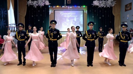 В Тамбовской православной гимназии состоялся бал «Сретенская симфония» (12+)