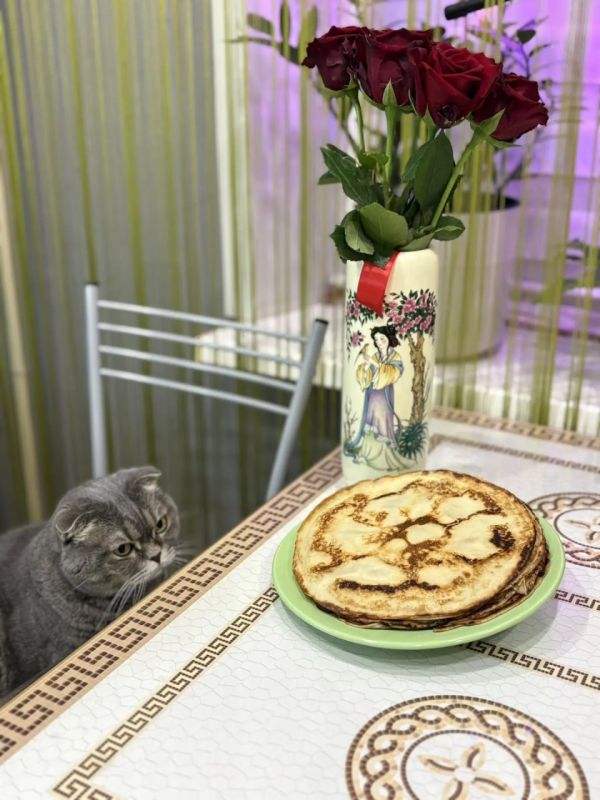 Третий день Масленичной недели в народной традиции называется «Лакомка»