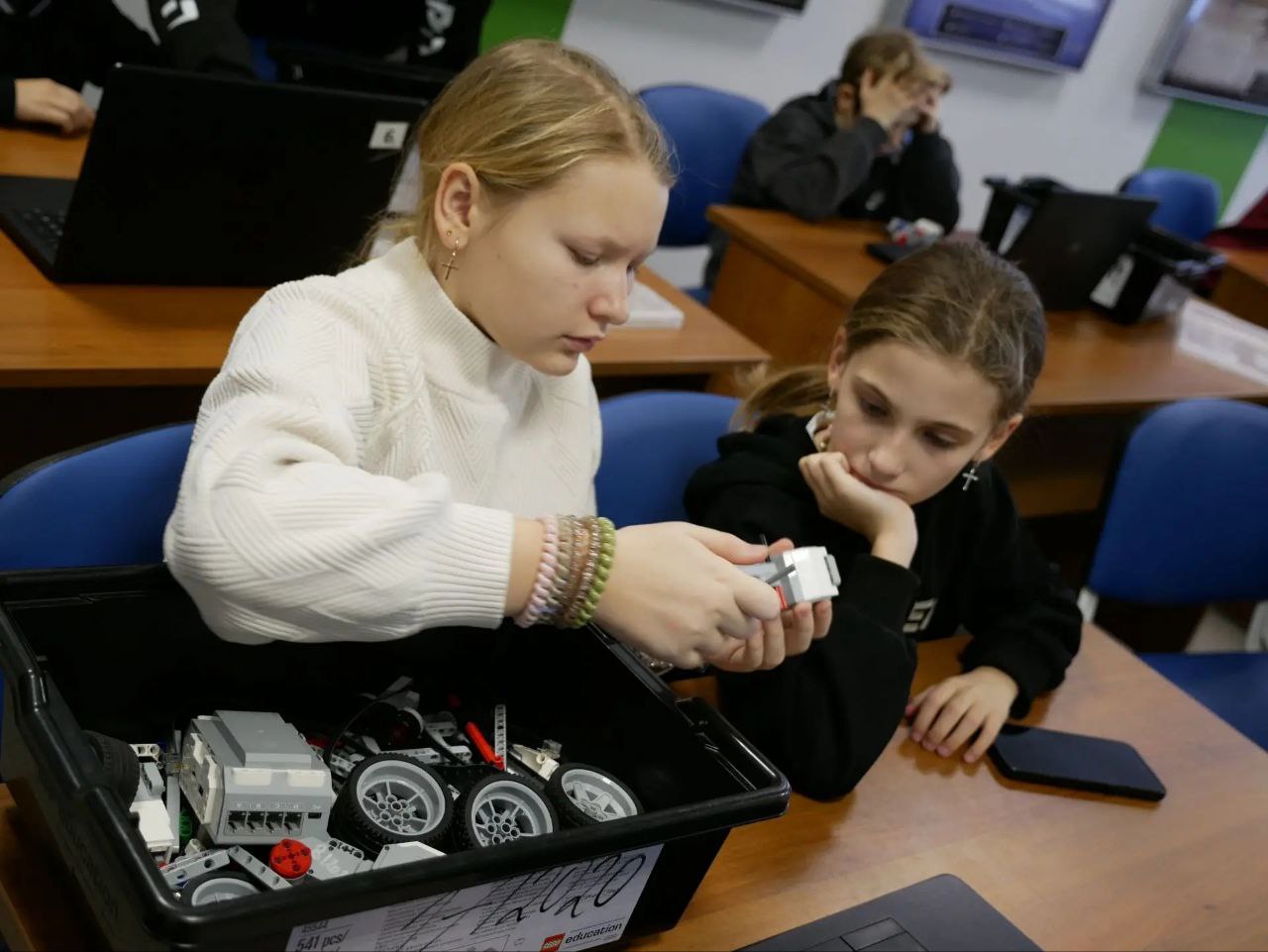 Школьники Тамбова погружаются в мир высоких технологий благодаря нацпроекту «Космос» Школьники Тамбова погружаются в мир высоких технологий благодаря нацпроекту «Космос»