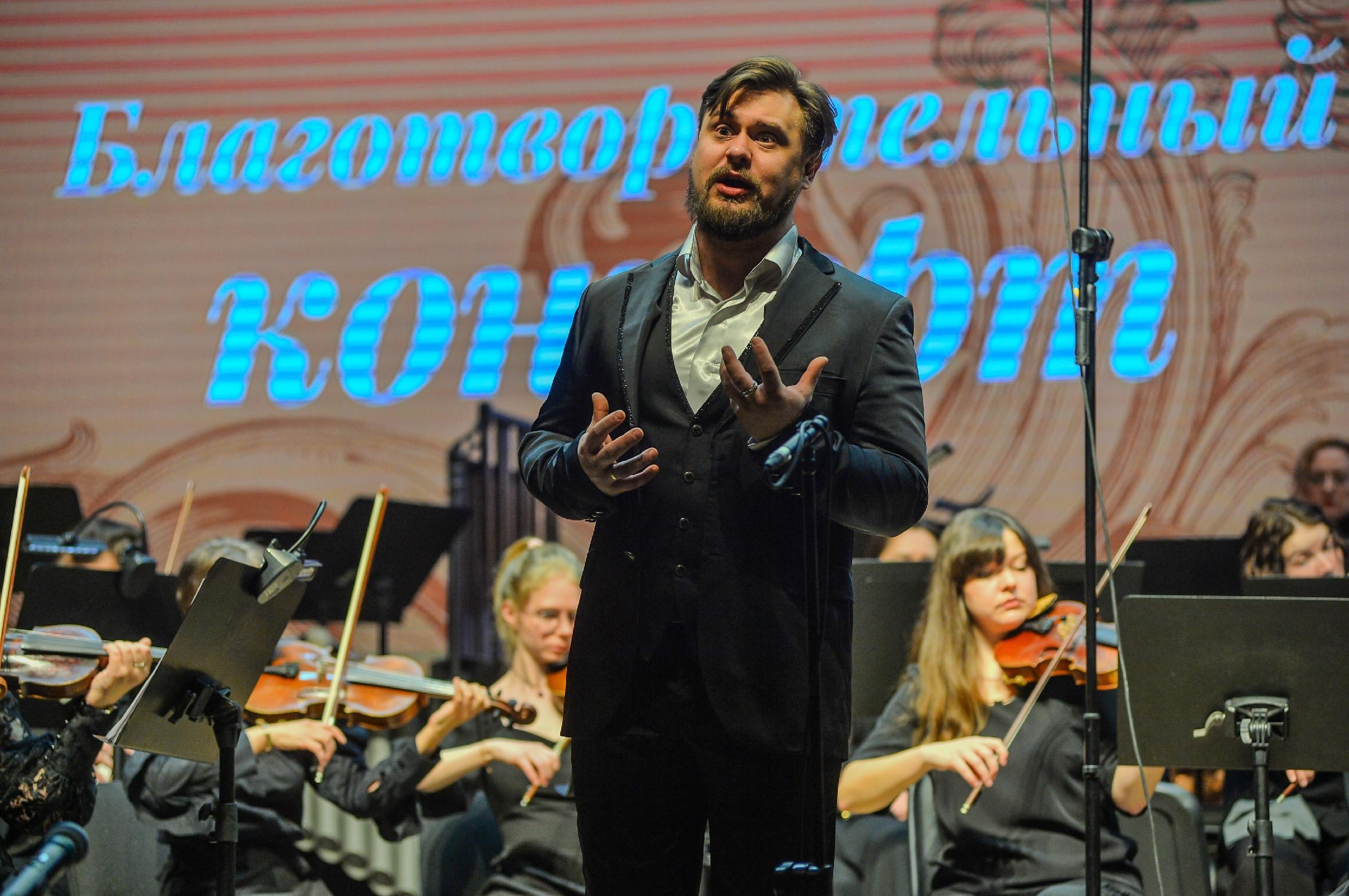 Классика и песни военных лет прозвучали на благотворительном вечере в Тамбове Классика и песни военных лет прозвучали на благотворительном вечере в Тамбове