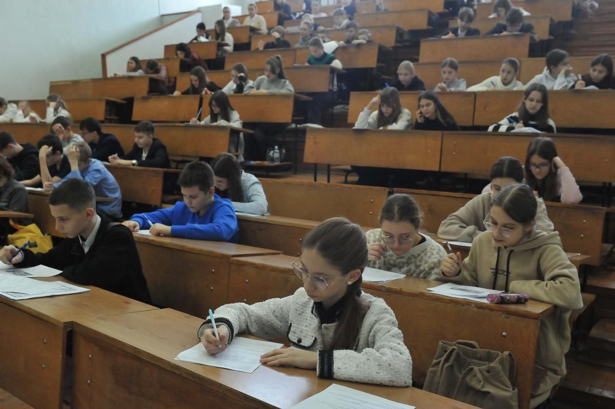 В Тамбовском государственном техническом университете (ТГТУ) проходит заключительный очный этап Всероссийской инженерной олимпиады для школьников «Звезда»