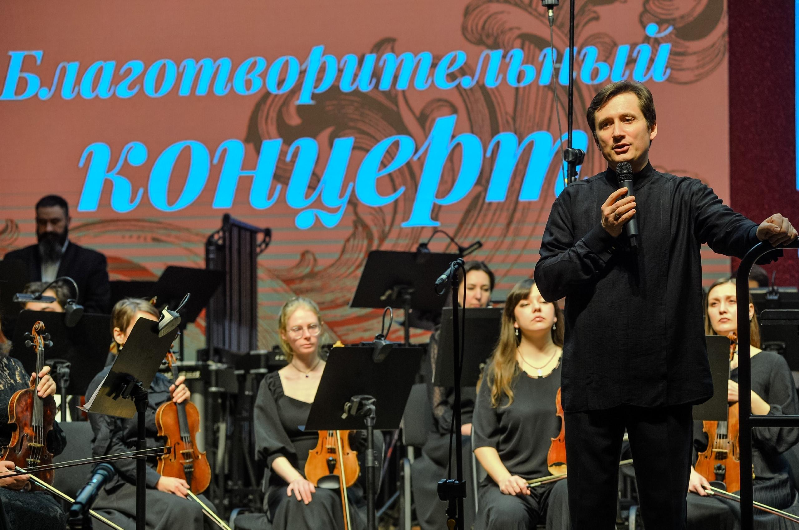 Классика и песни военных лет прозвучали на благотворительном вечере в Тамбове Классика и песни военных лет прозвучали на благотворительном вечере в Тамбове