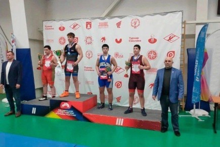 Тамбовский борец Иван Кандауров завоевал бронзу на первенстве ЦФО
