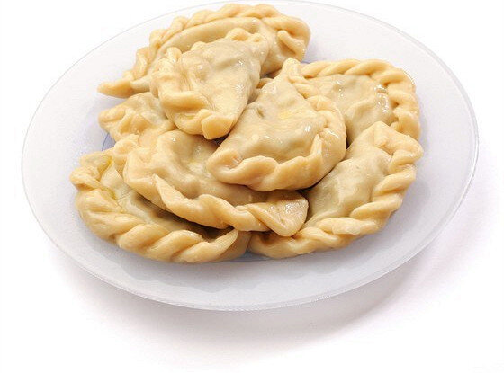 Вкуснейшие вареники с творожной начинкой: как быстро приготовить