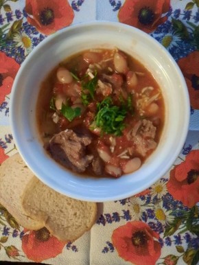 Неповторимый вкус куру фасулье: как приготовить традиционное турецкое блюдо