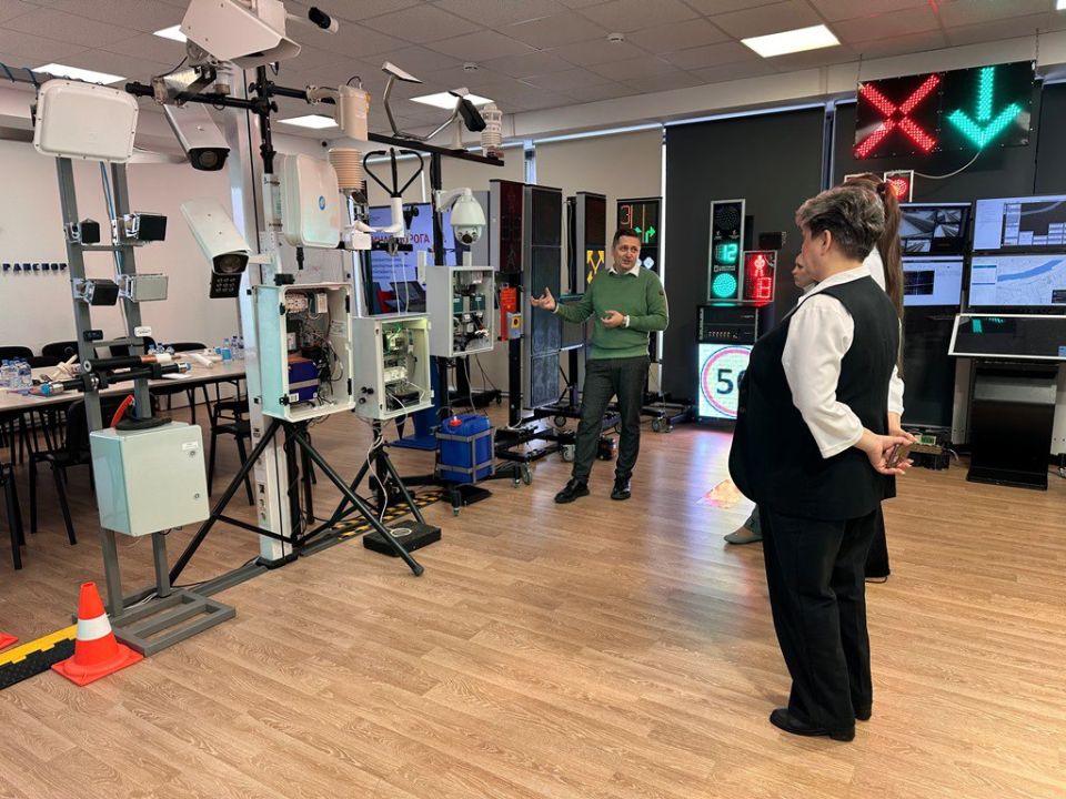 ������� ����� �3-������ ������������� � �������� ������� � ������������� ����������� ���������������� ������������ ������������, ������� � ���� ���� ������ ������� ����� � ������ � ����� ������� ������������������ ��������...