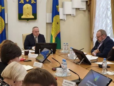 Максим Косенков: Провёл расширенное совещание о готовности города к прохождению весеннего периода