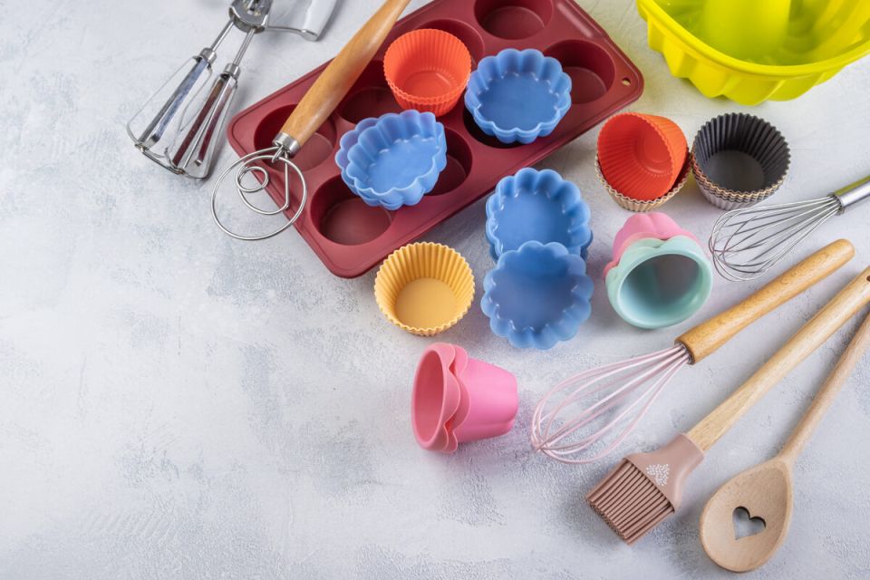 Эффективные способы очистки силиконовых форм для выпечки от загрязнений