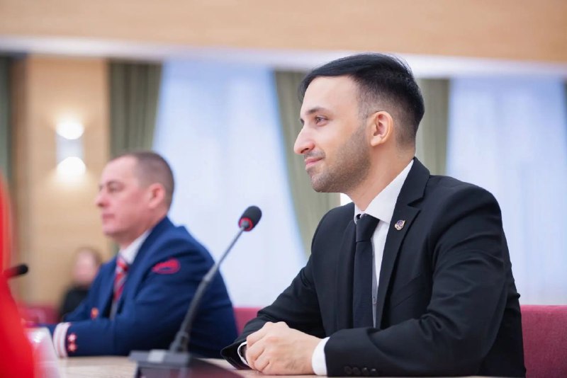 3 марта в Москве прошла встреча министра просвещения России Сергея Кравцова с победителями и призерами всероссийских профессиональных конкурсов, наставниками и педагогами, удостоенными государственных наград