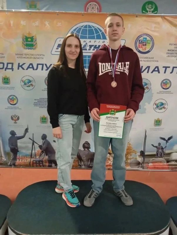 Артем Костин занял третье место на всероссийских соревнованиях по полиатлону