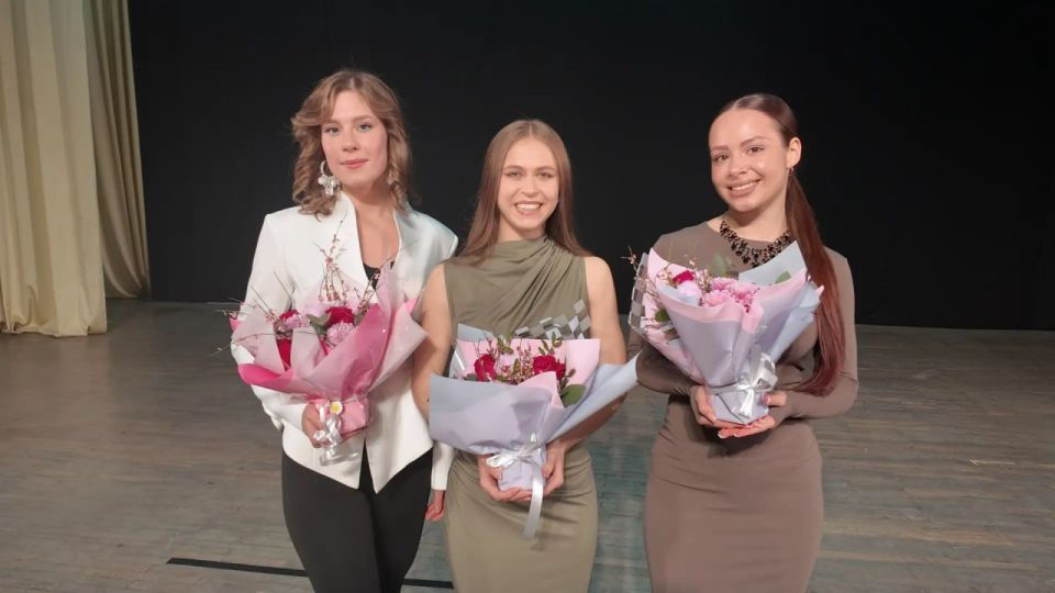 Определены победительницы трех промежуточных этапов конкурса "Мисс ТГТУ" - "Мисс талант", "Мисс дружба" и "Мисс интеллект"