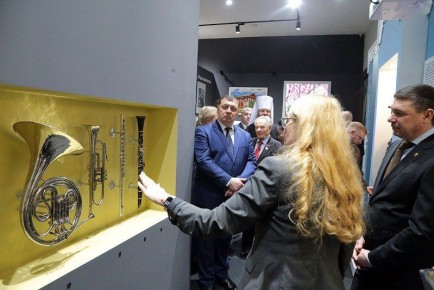 ����� � �������� ����������� �������������� ����� ��������� ����� ����������