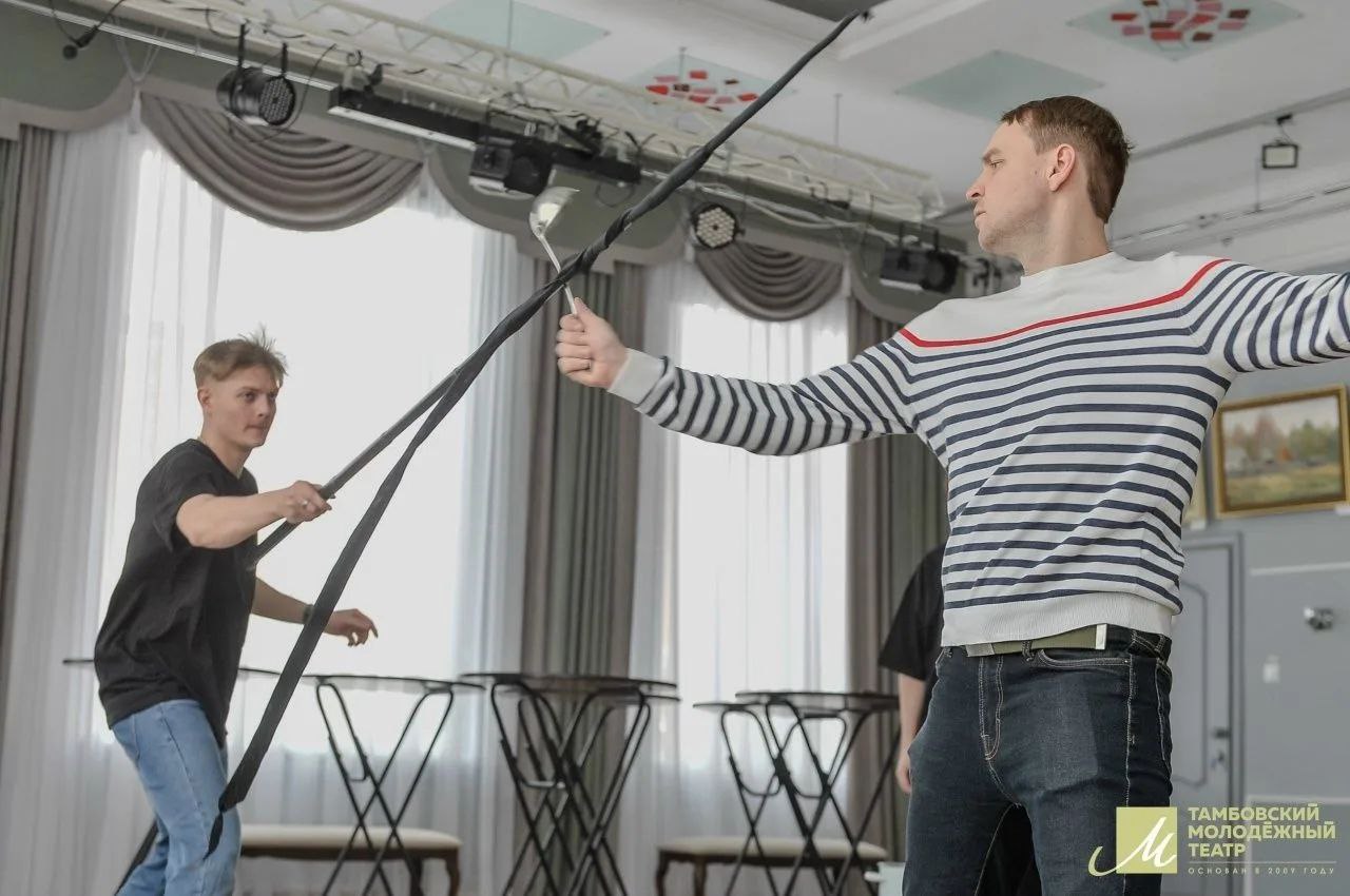 Тамбовский молодежный театр приглашает на премьеру спектакля «Плутни Скапена»