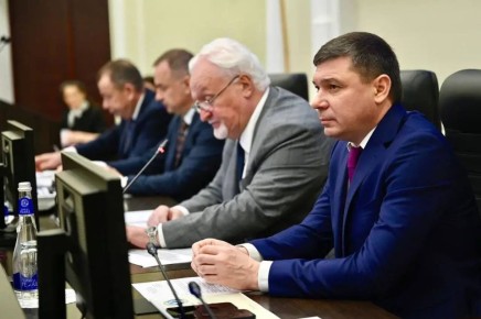 Областная Дума приняла губернаторский законопроект о снижении налоговых ставок в ряде отраслей бизнеса