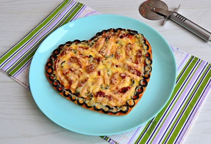 Лаваш вместо теста: как приготовить вкусную пиццу за 20 минут