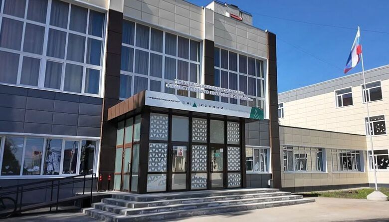 � ���������� ������� 18 ������ � ��������� � ���������� ������� ������ ���� �������� ������ (12+)