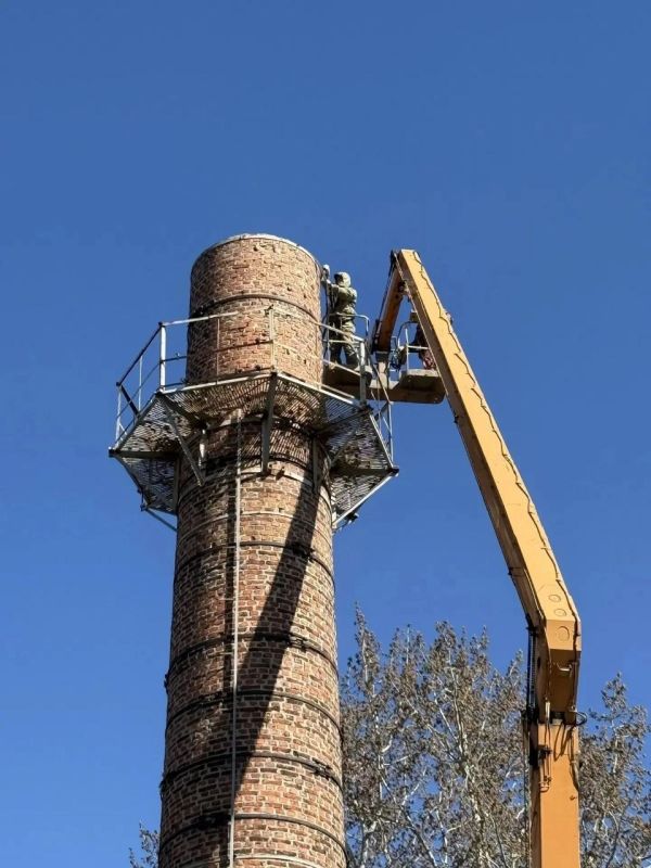 ������������������ ��������� � ��������� ���������������� ������� ����� ������ ���������, ������������� �� ������ ��. ����������, 20. ��������� ����������� �������� ������� � ��� �����