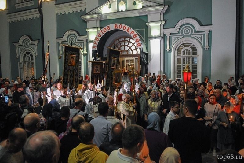 ������ ����������� ������ � �����-�������������� ������������ ������ � ������� �������� � 22:00