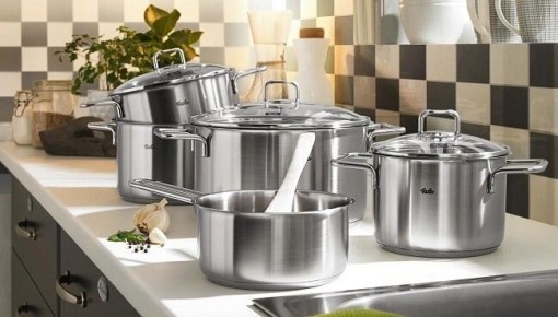 Как лук может вернуть блеск вашей кухонной посуде?