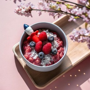 Ягодная симфония: начните утро весенним настроением