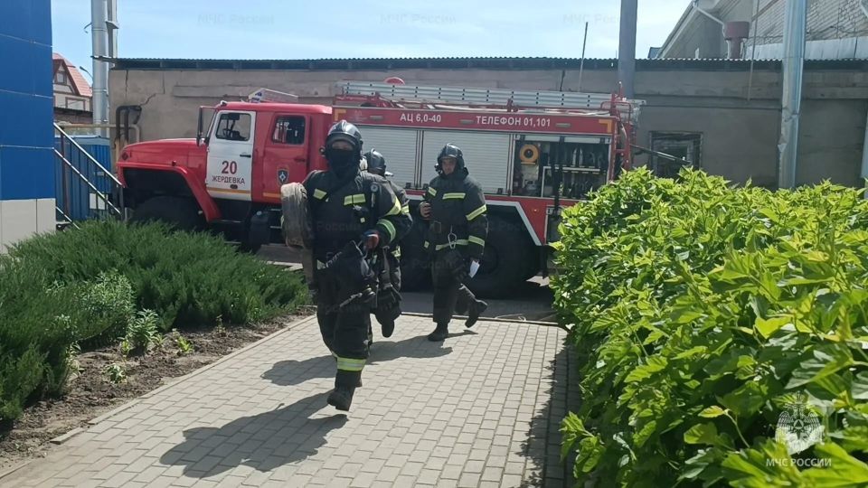 145 детей эвакуированы на условном пожаре 145 детей эвакуированы на условном пожаре