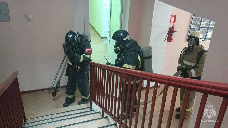 145 детей эвакуированы на условном пожаре 145 детей эвакуированы на условном пожаре