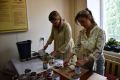 Женсовет центра РЭБ изготовил окопные свечи для военнослужащих