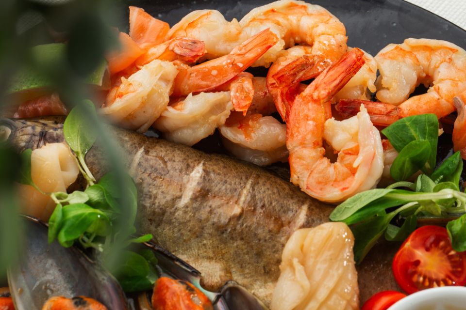 Морская тема: вкусные и полезные блюда из кальмаров и креветок