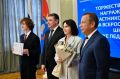 17 июня глава Тамбовской области Евгений Первышов наградил призёров и участников заключительного этапа всероссийской олимпиады школьников и их педагогов-наставников
