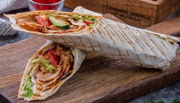 Как приготовить идеальную шаурму с курицей: рецепты на любой вкус