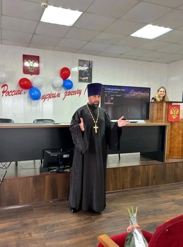 В МОМВД России "Мичуринский" состоялось торжественное мероприятие, посвященное 90-летней годовщине со дня образования Госавтоинспекции В МОМВД России "Мичуринский" состоялось торжественное мероприятие, посвященное 90-летней годовщине со дня образования Госавтоинспекции